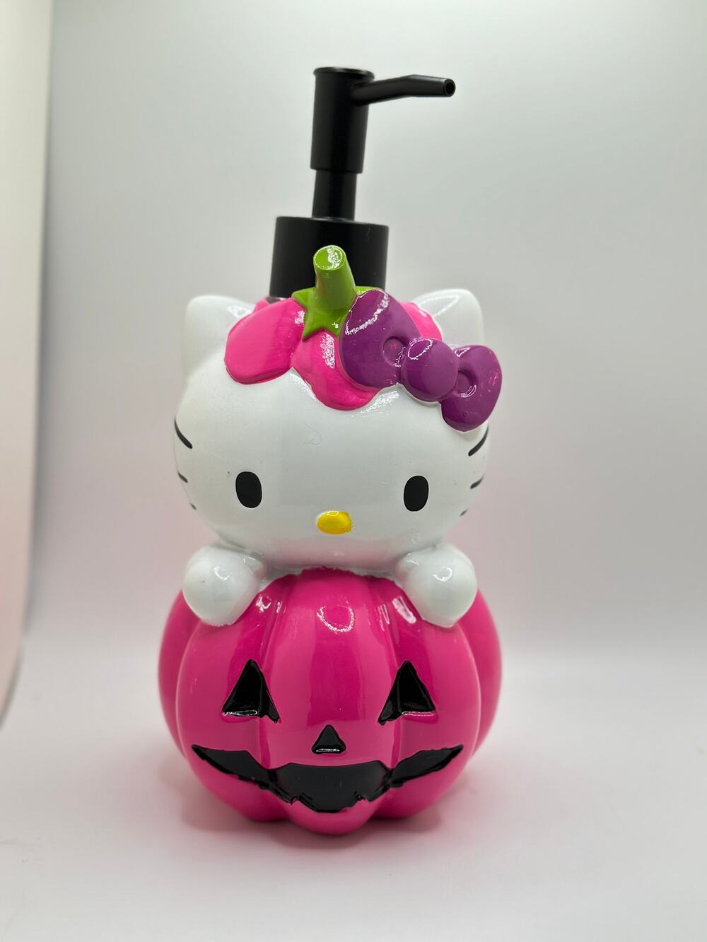Hello Kitty Soap Dispenser Hot Pink Pumpkin